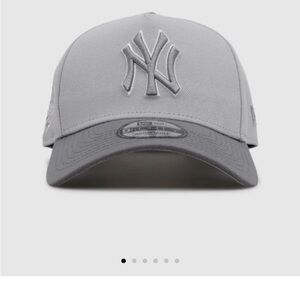 New Era Smoke Gray Yankees SnapBack